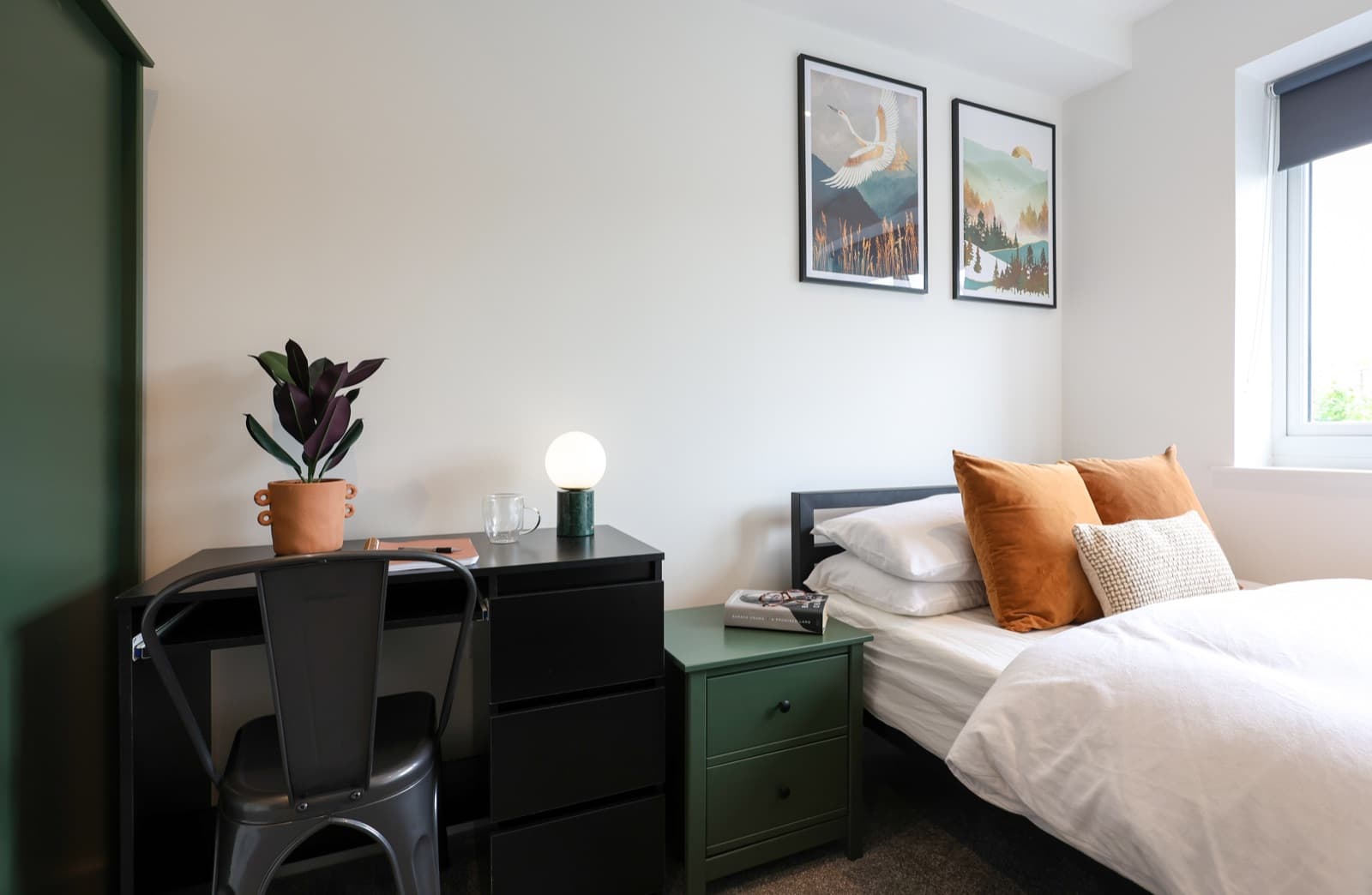 Armadale #27 — photo 23