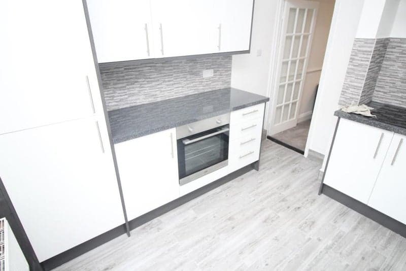 124 Orchard Road — photo 3